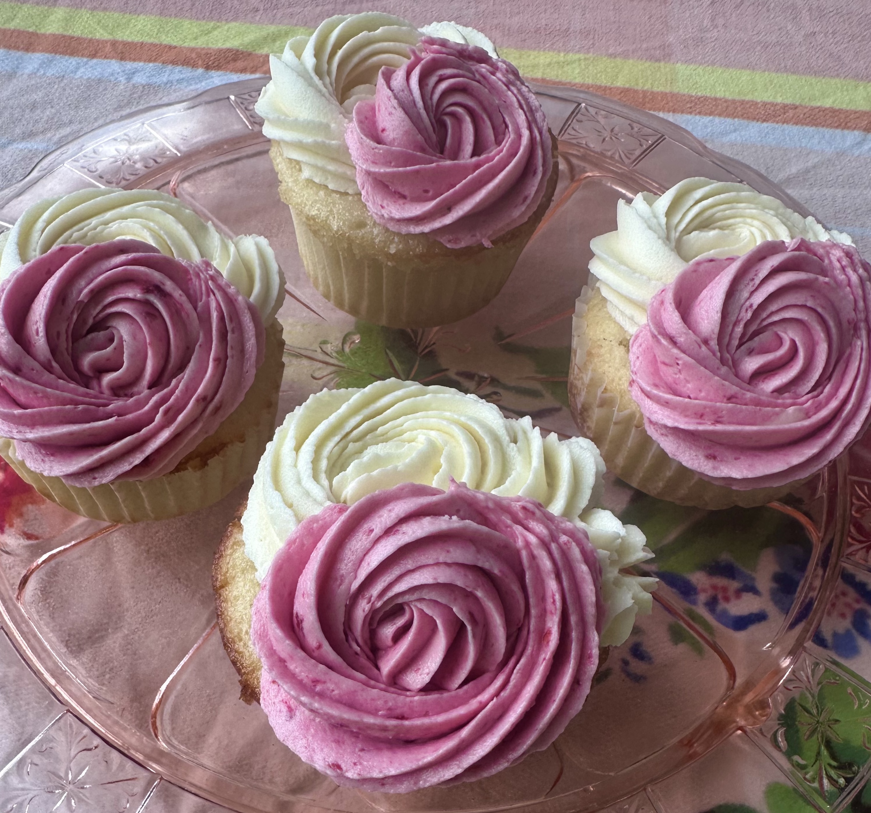 Raspberry White Chocolate cupcake